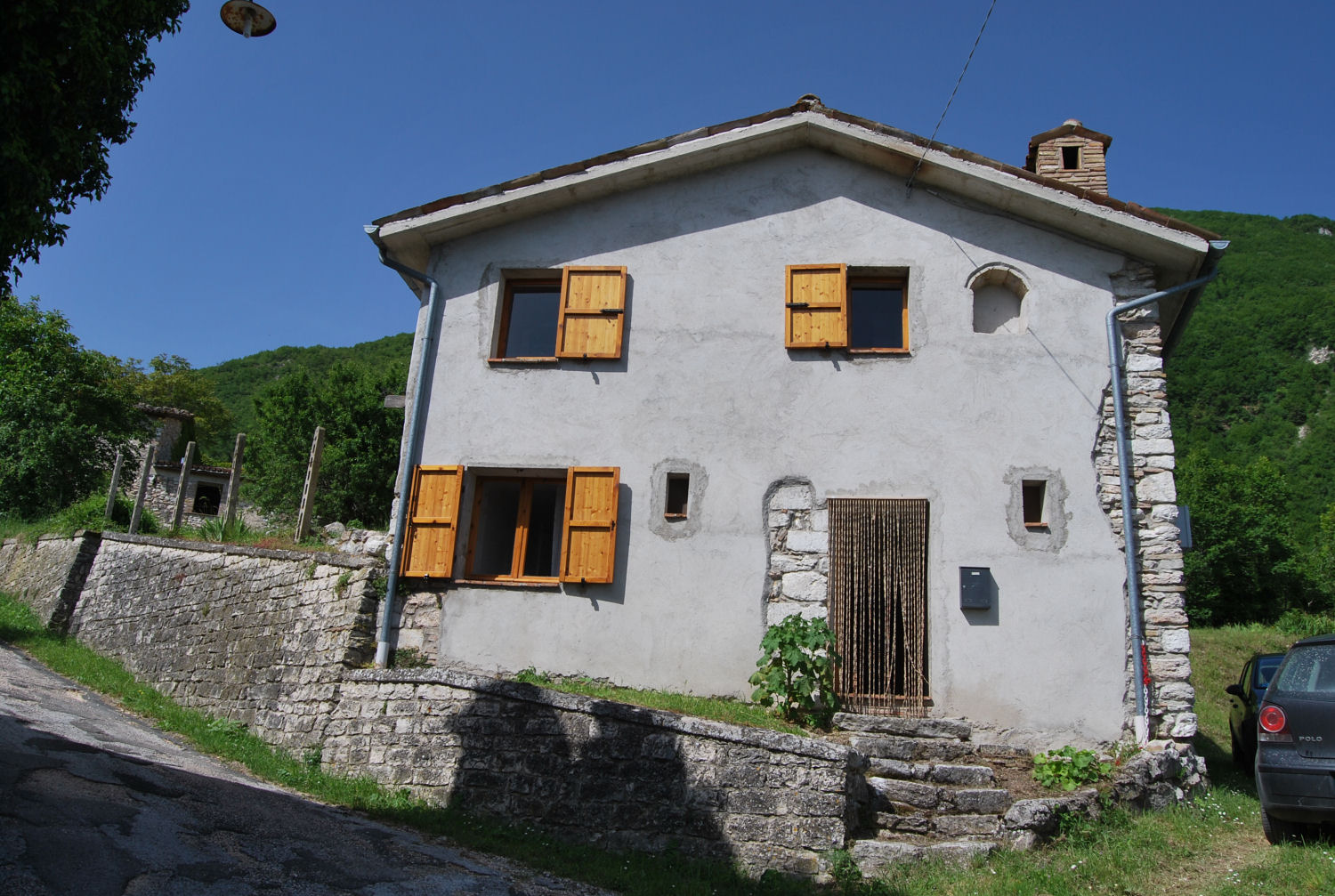 Stone house near Castel Raimondo - Move 2 Marche