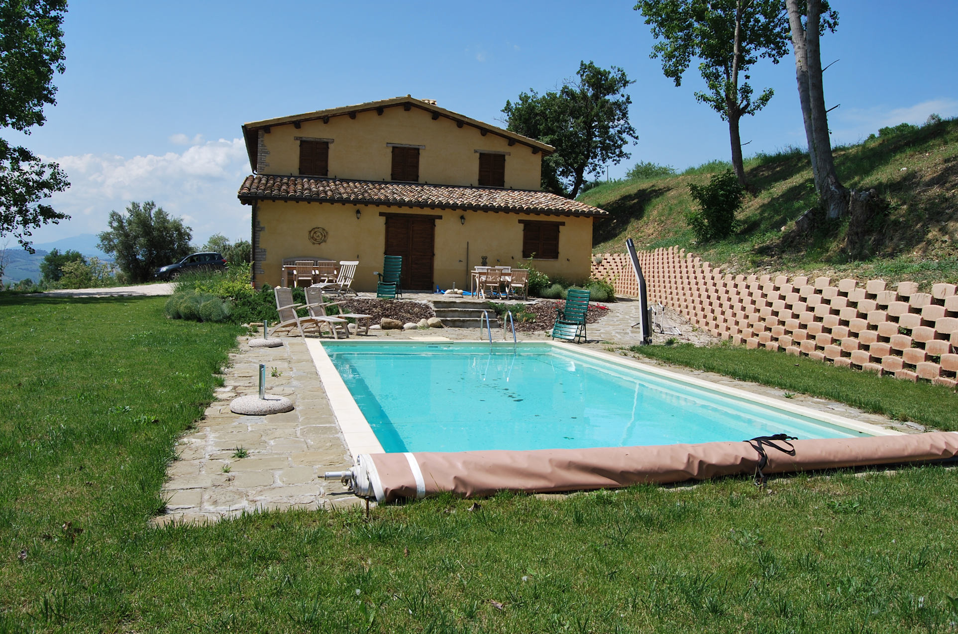 Country house with pool in Moresco