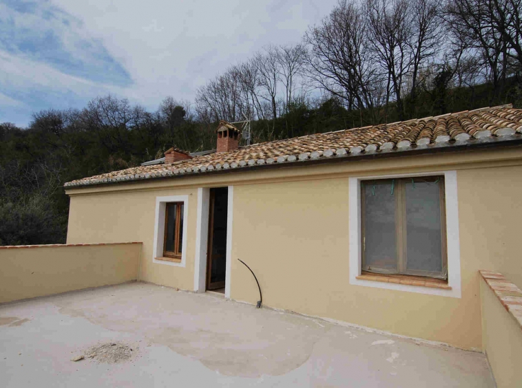 Country house in Monterubbiano with Mountains view
