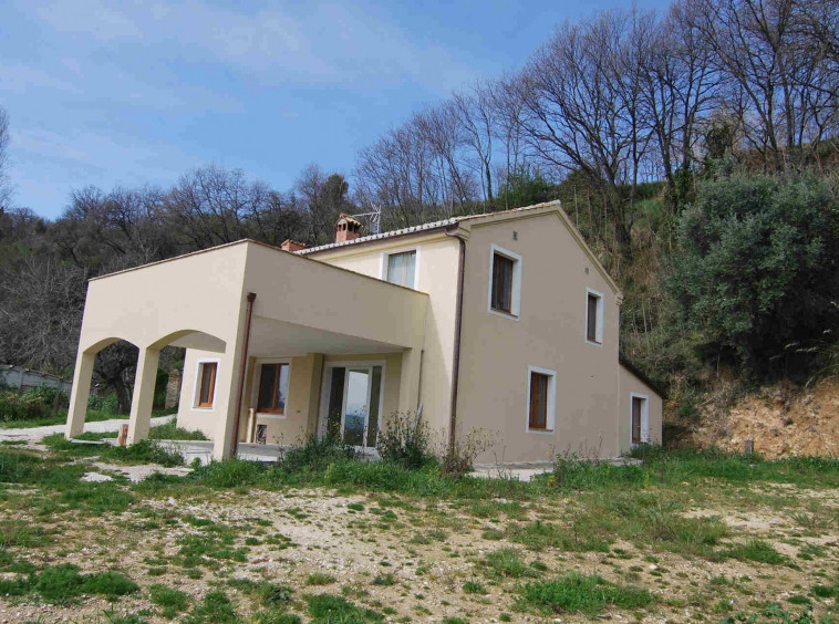 Country house in Monterubbiano with Mountains view