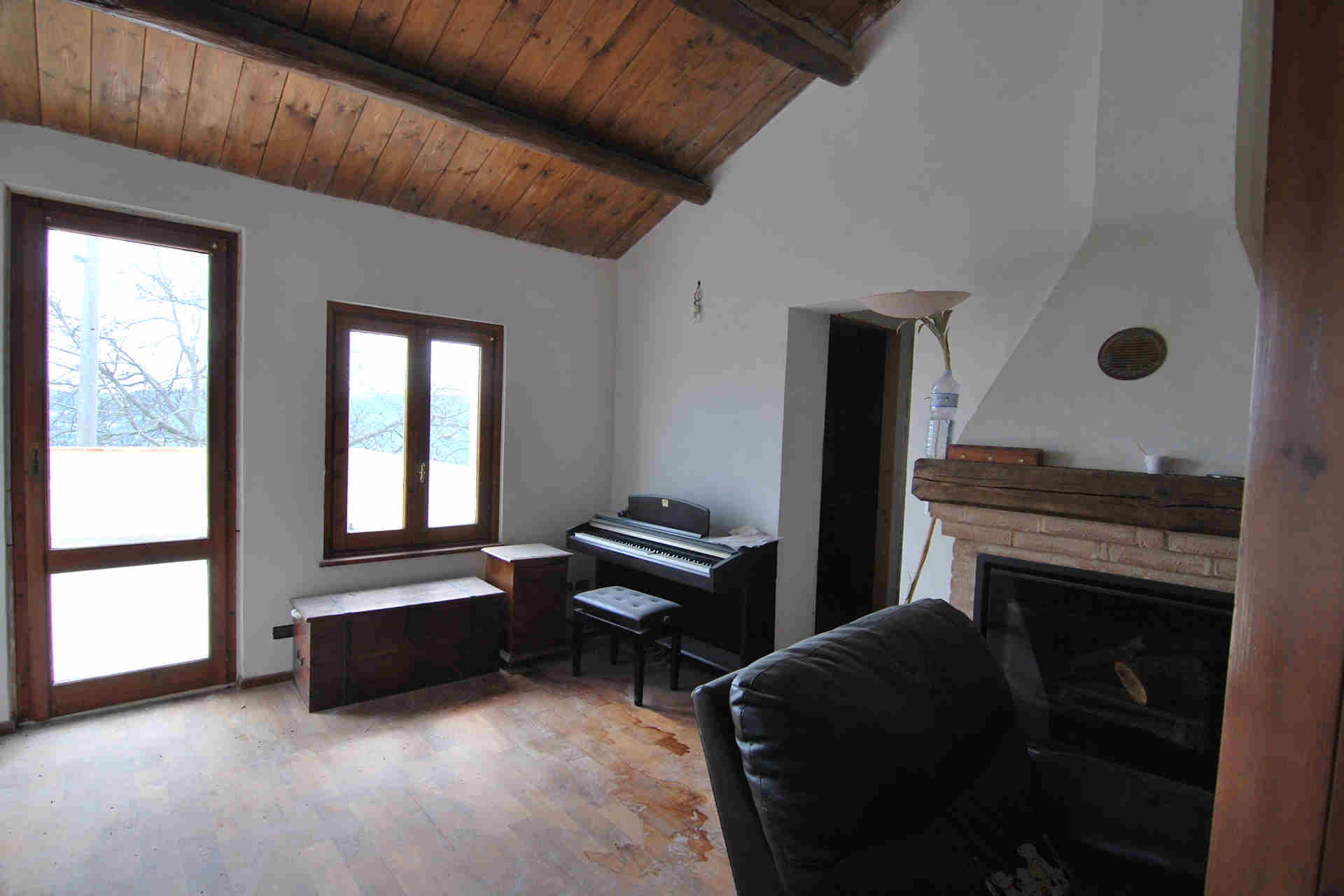 Country house in Monterubbiano with Mountains view