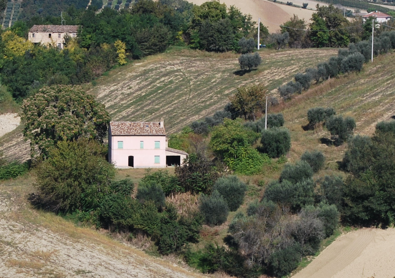 Country house with Sibillini Mountains view