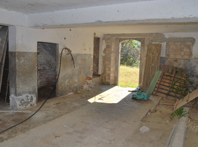 Country house with Sibillini Mountains view