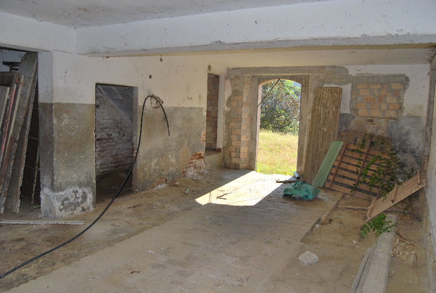 Country house with Sibillini Mountains view