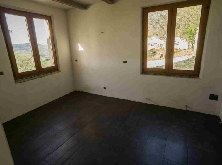Country house in Monterubbiano with Mountains view