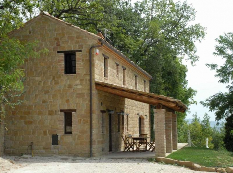 Villa with superb view and pool
