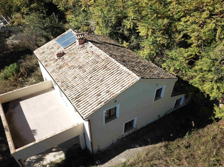 Country house in Monterubbiano with Mountains view