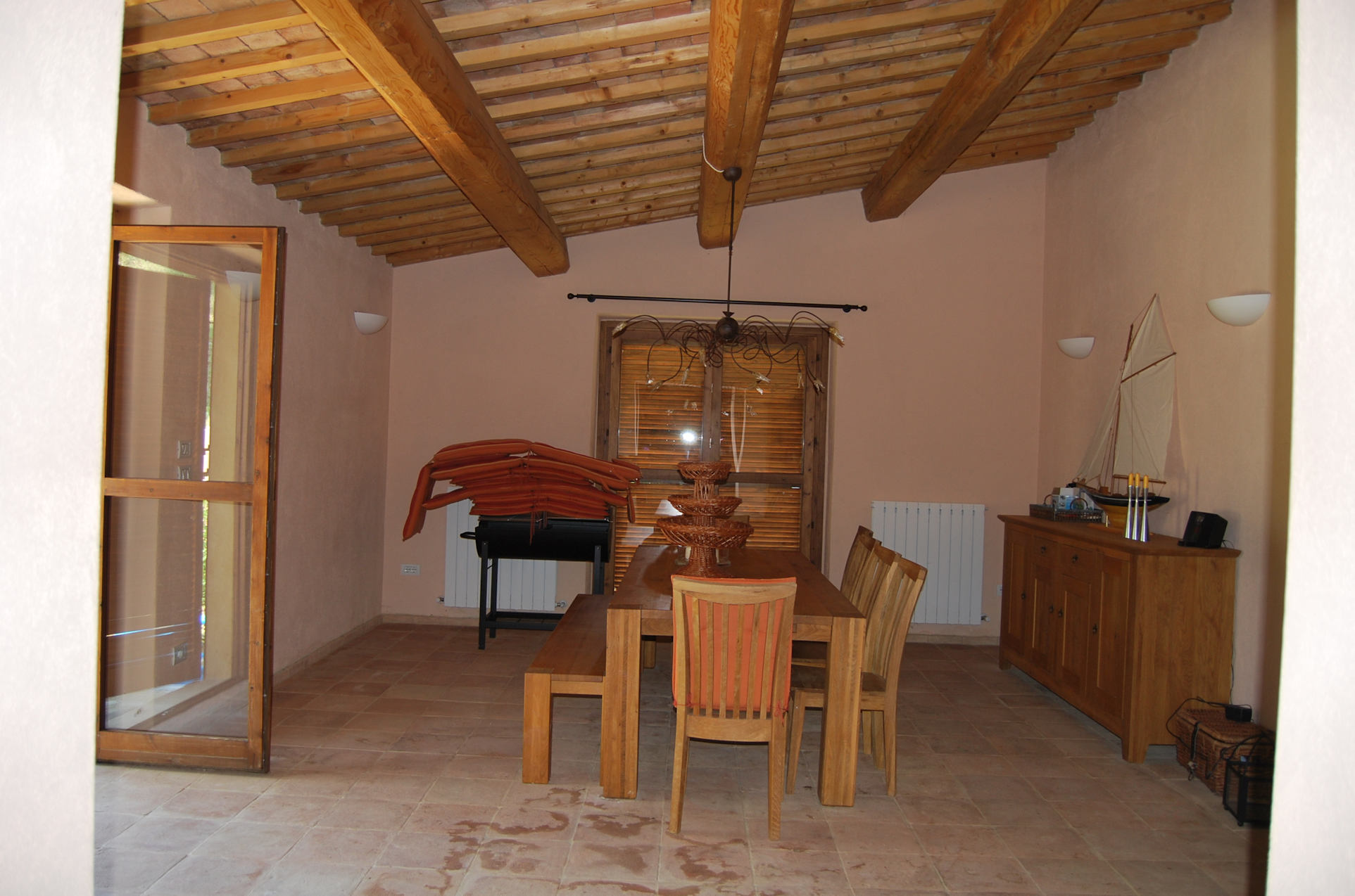 Country house with pool in Moresco