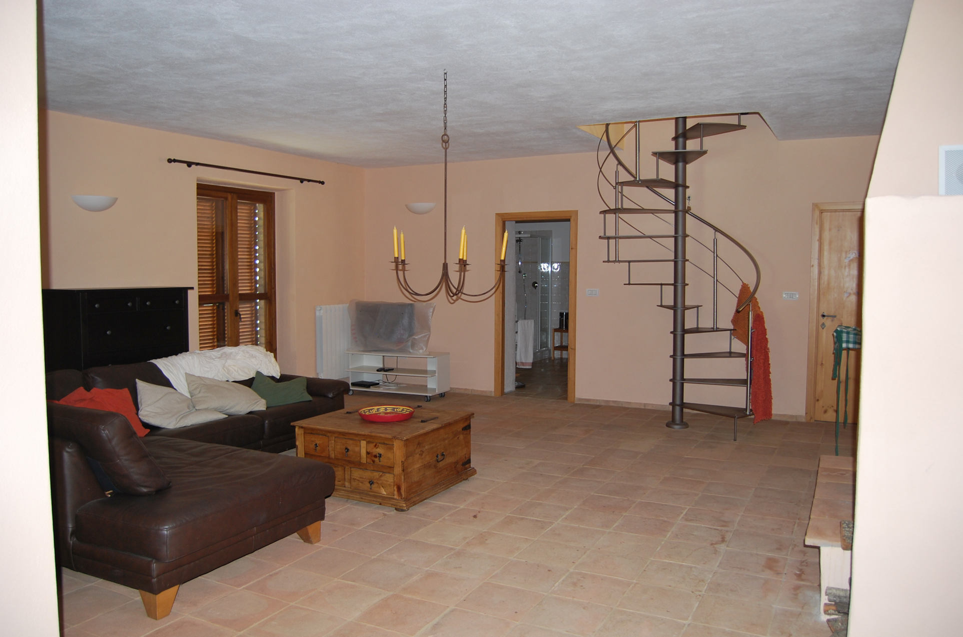 Country house with pool in Moresco