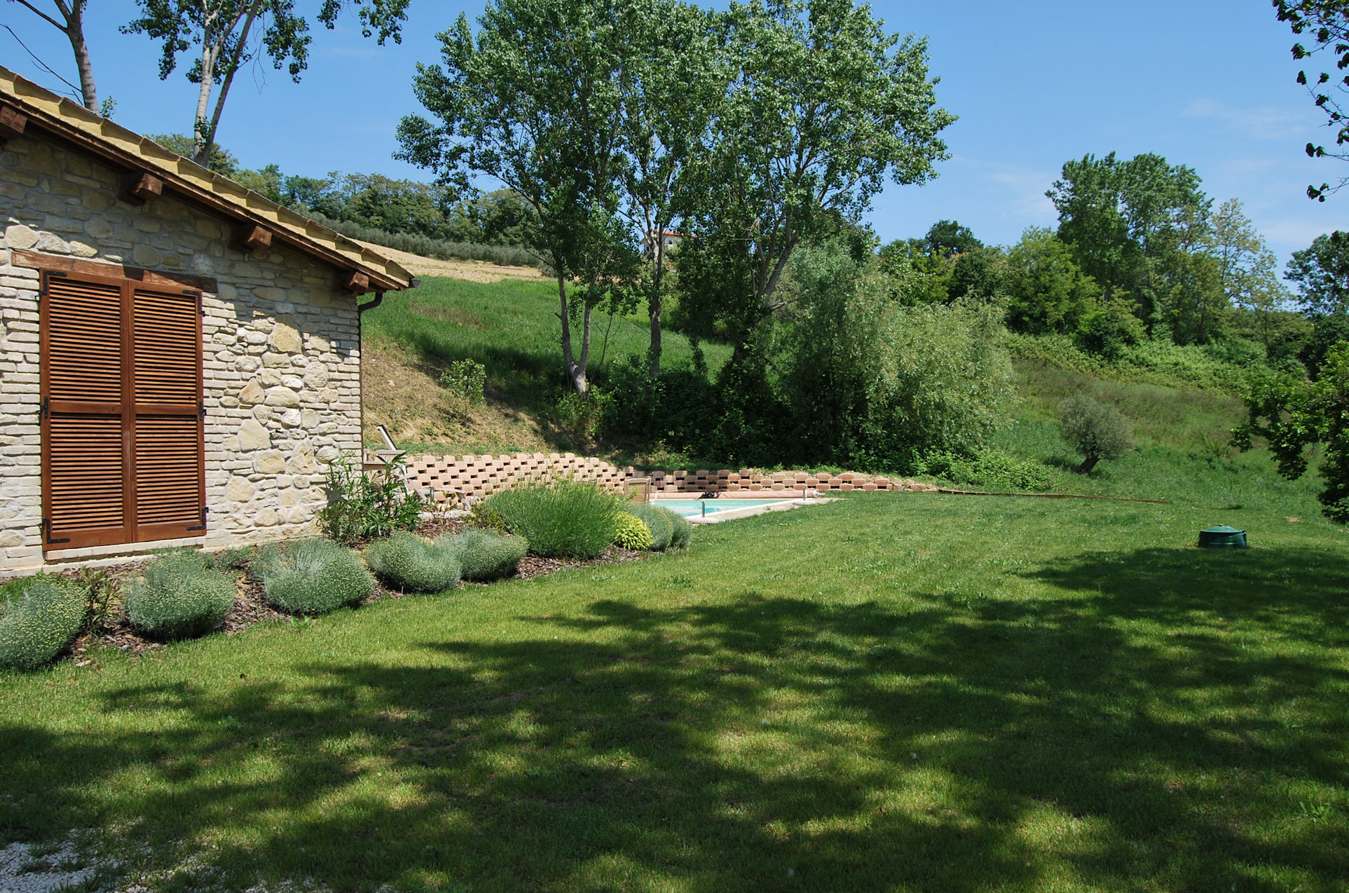 Country house with pool in Moresco