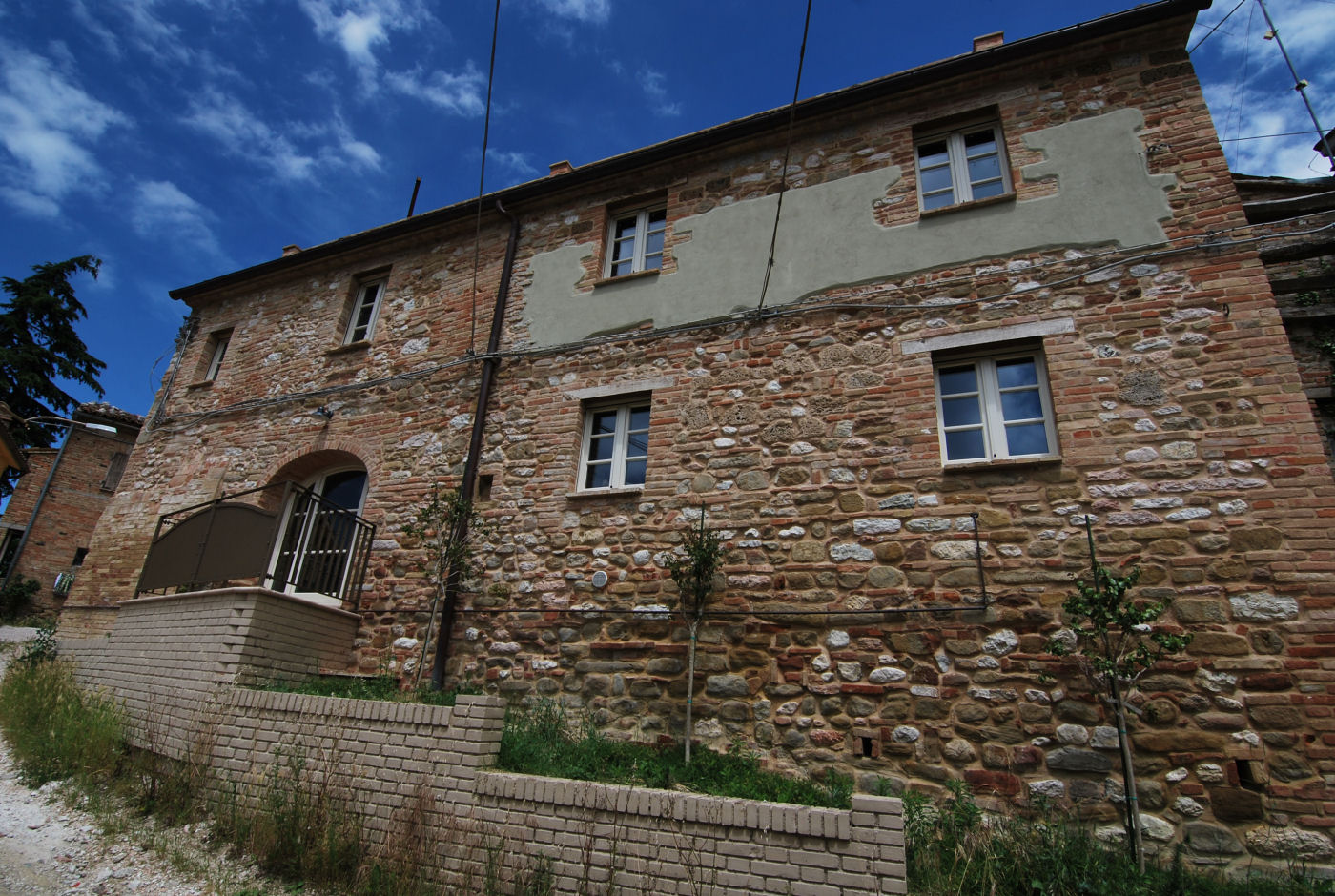 Town house with Mountains view