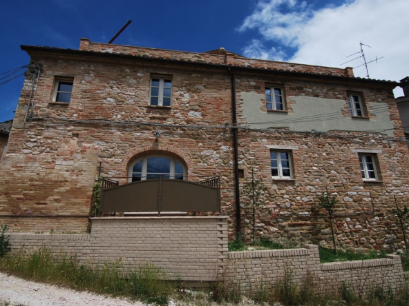 Town house with Mountains view