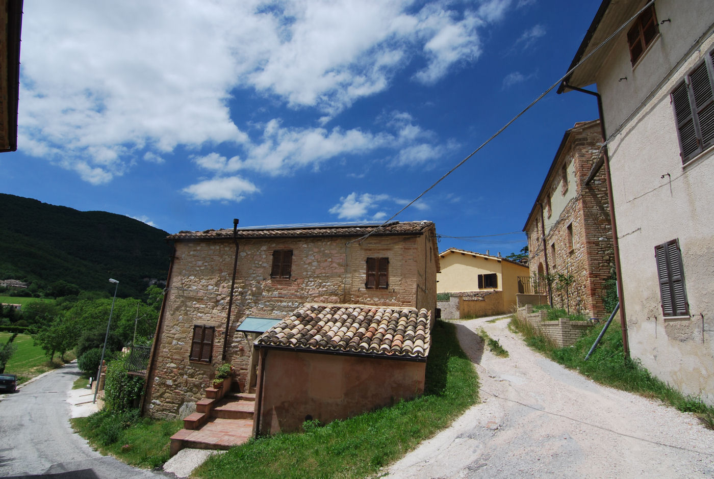 Town house with Mountains view