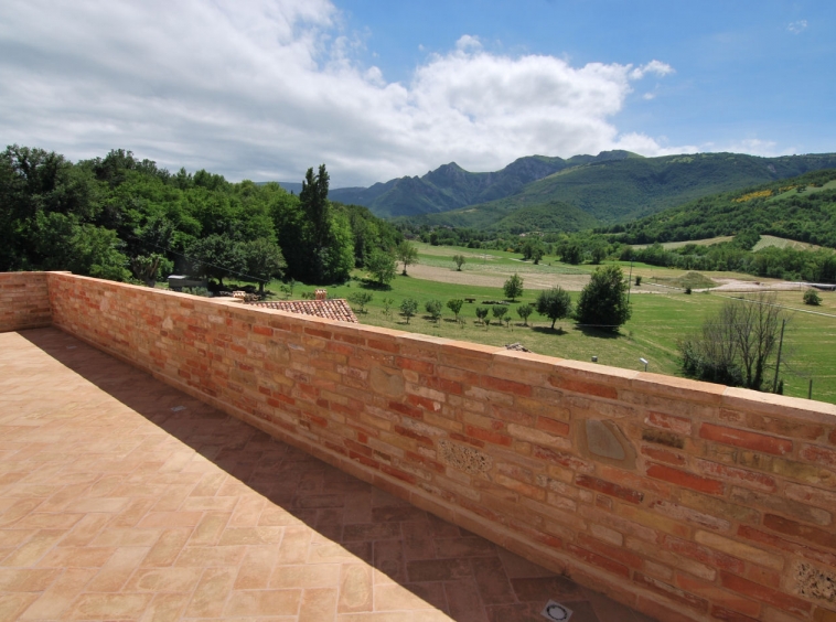 Town house with Mountains view