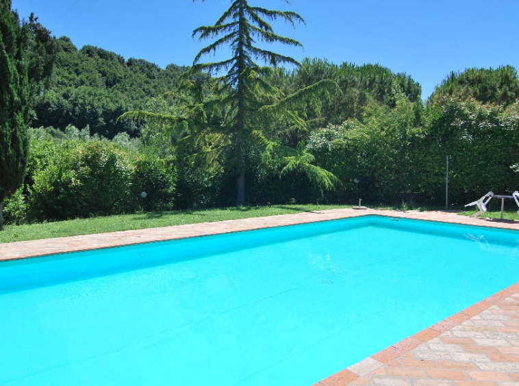 Agriturismo with pool , restaurant, campsite and tennis court.