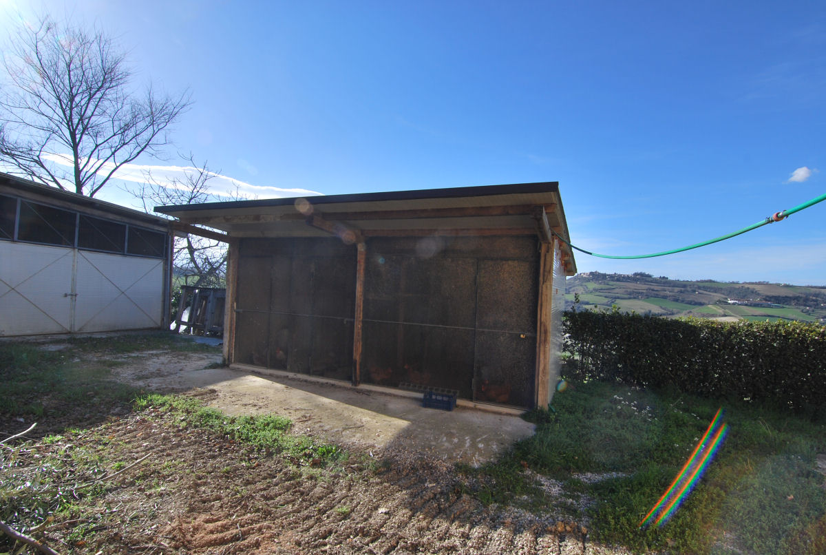 Country house in Carassai with mountains view