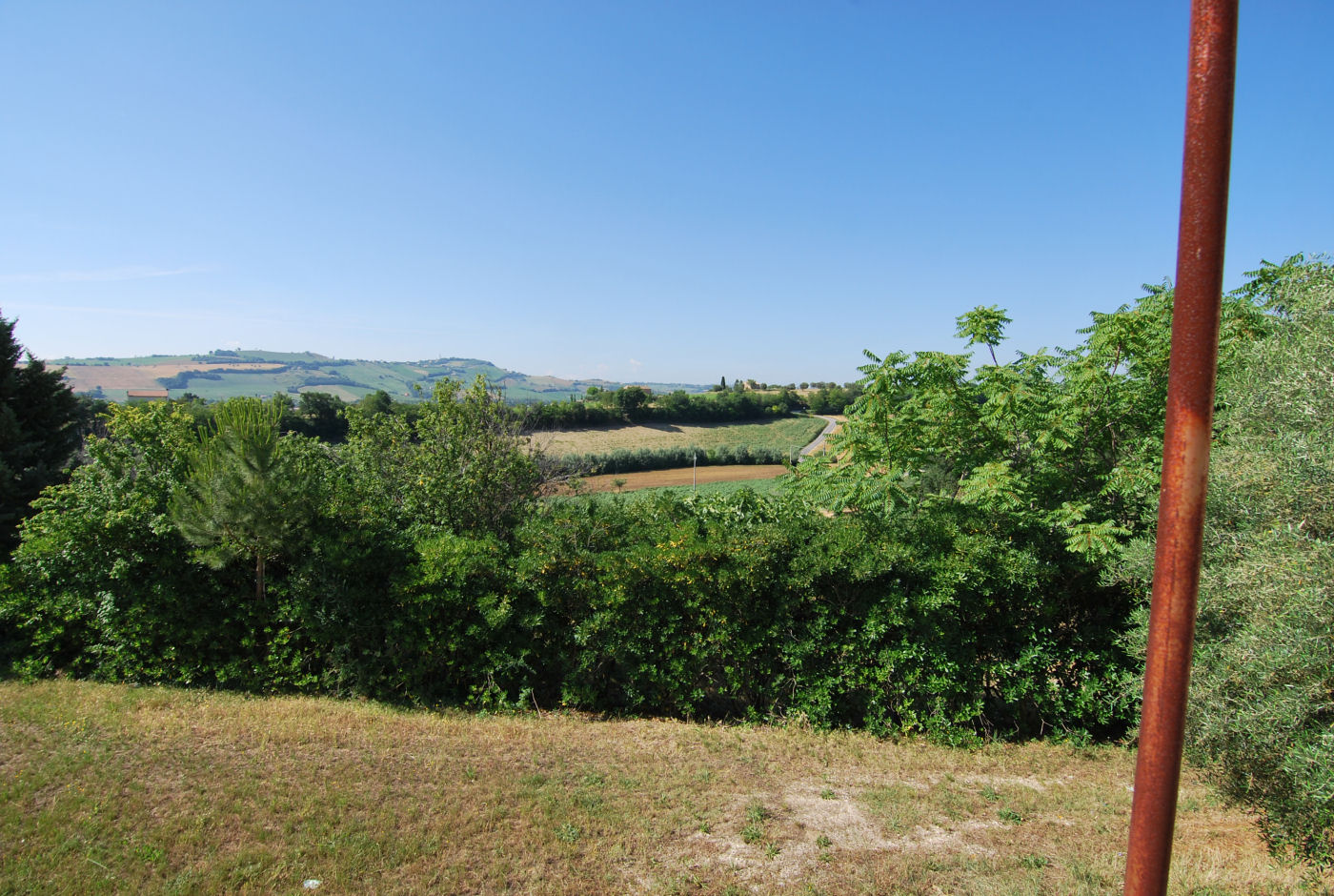 Farmhouse with 6.5 hectares of land