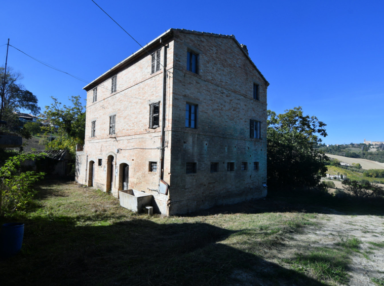 Farmhouse in Petritoli