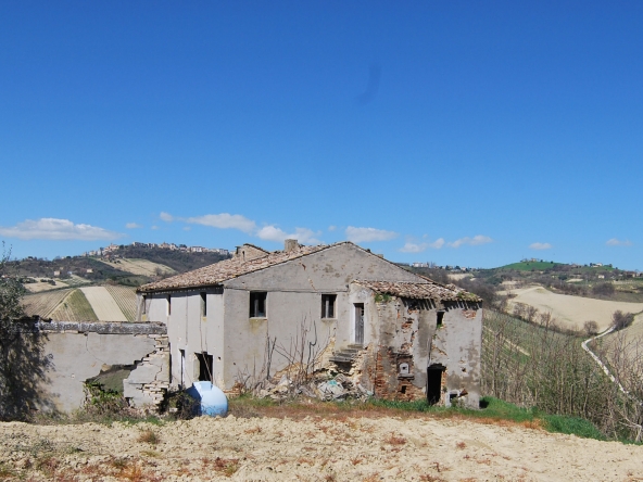 Country house near Carassai