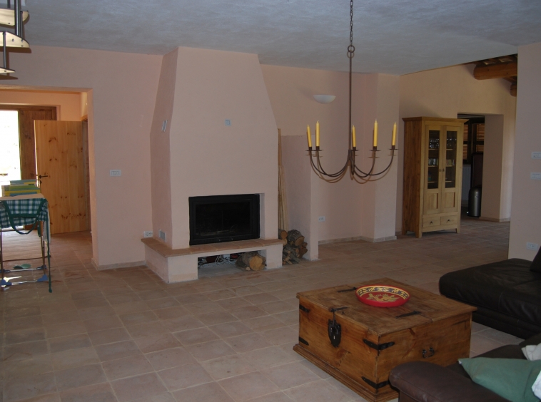 Country house with pool in Moresco