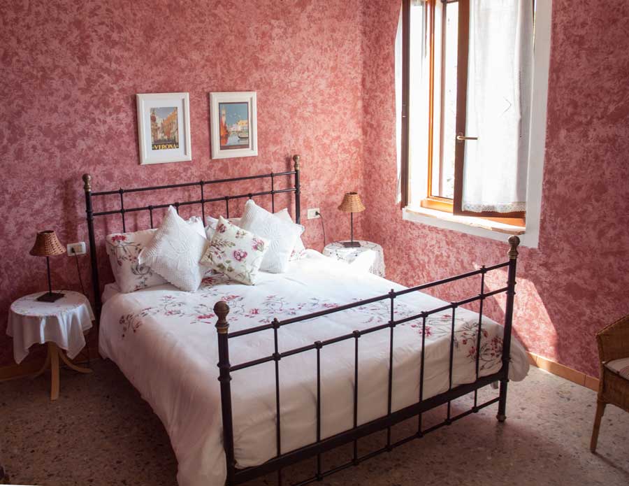 Agriturismo with campsite and organic farm.