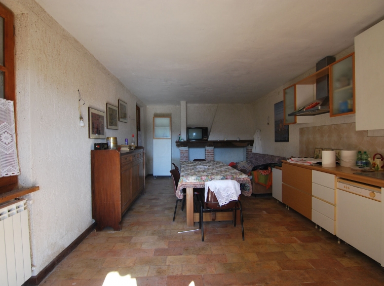 Country house in a dominant position near the Adriatic Coast S