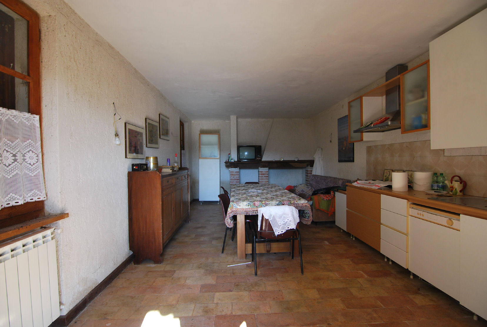 Country house in a dominant position near the Adriatic Coast S