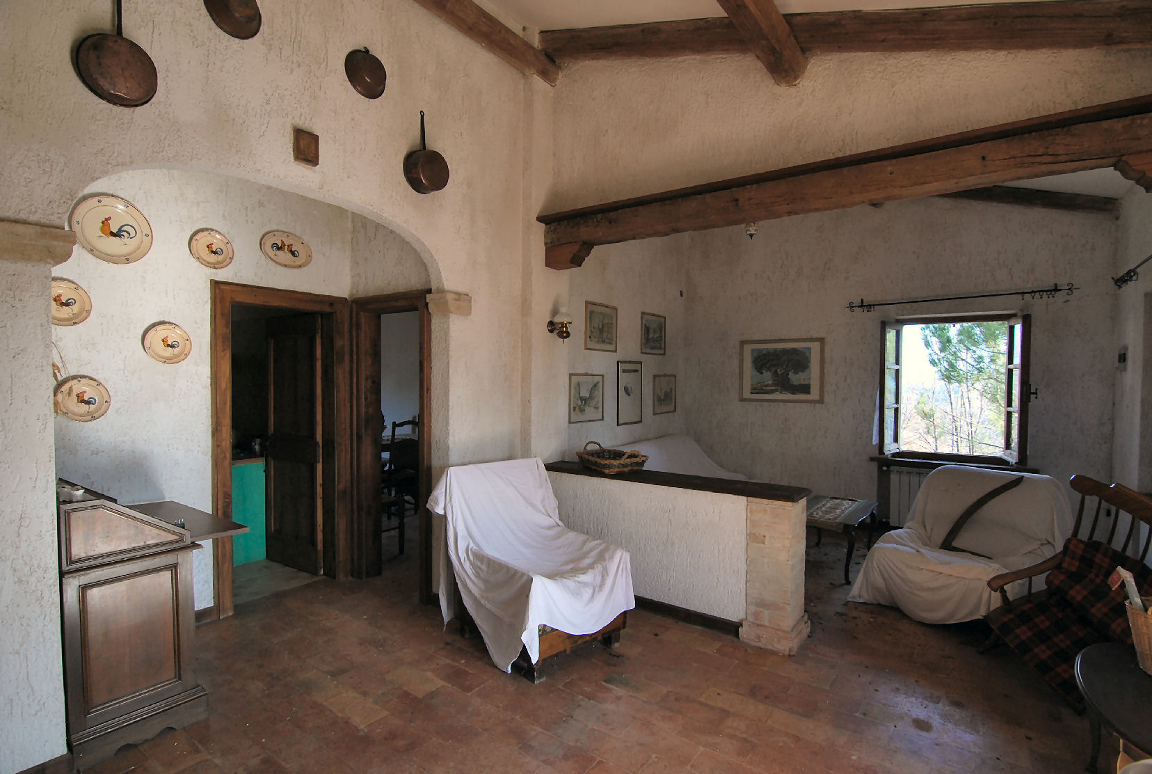 Country house in a dominant position near the Adriatic Coast S