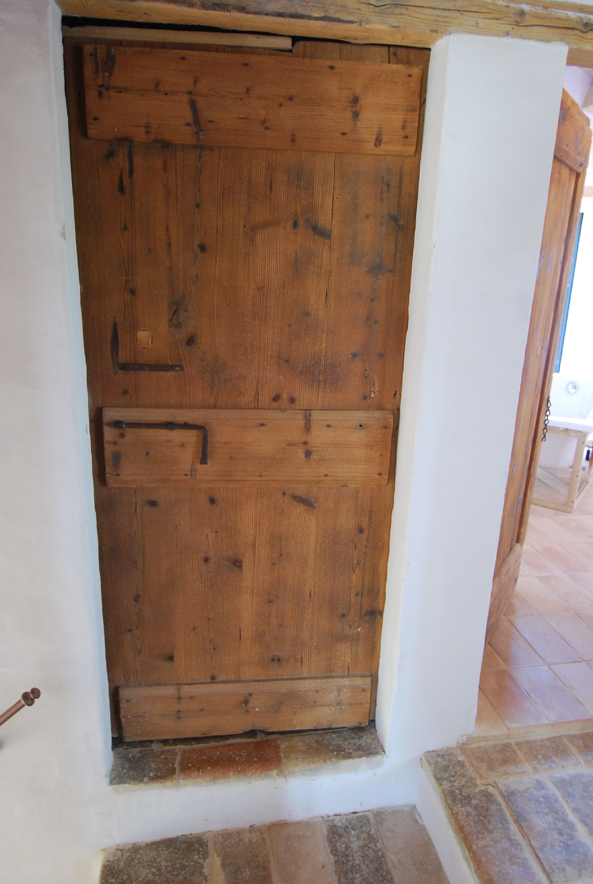 Traditional farmhouse with Sibillini Mountains view