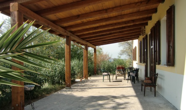 Country house with 5 hectares of land and potential for a small campsite