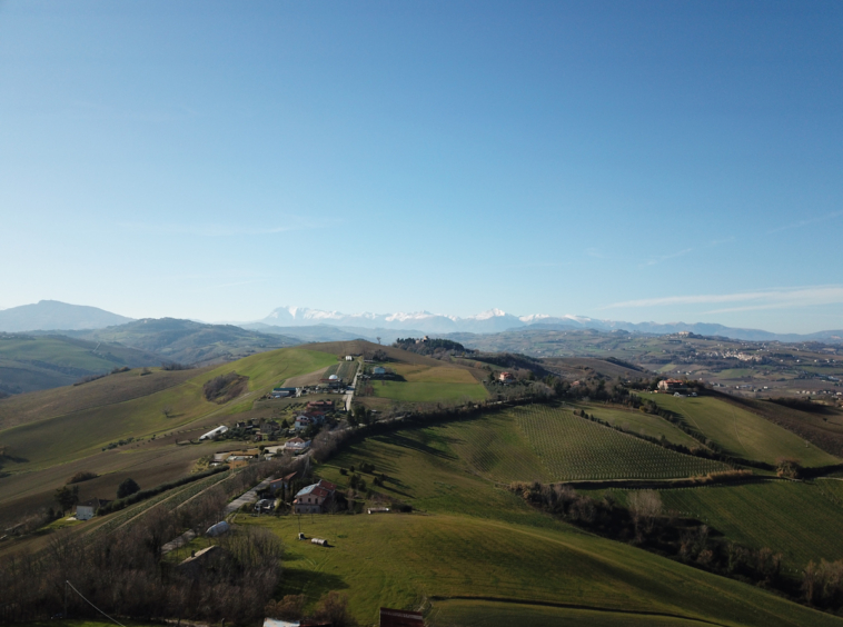 Farmhouse with Sibillini Mountains view