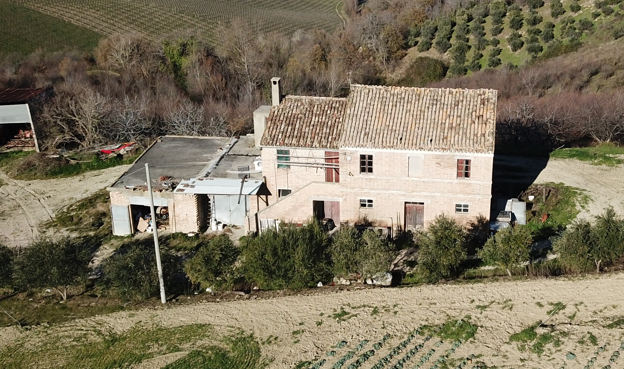 Farmhouse with Sibillini Mountains view