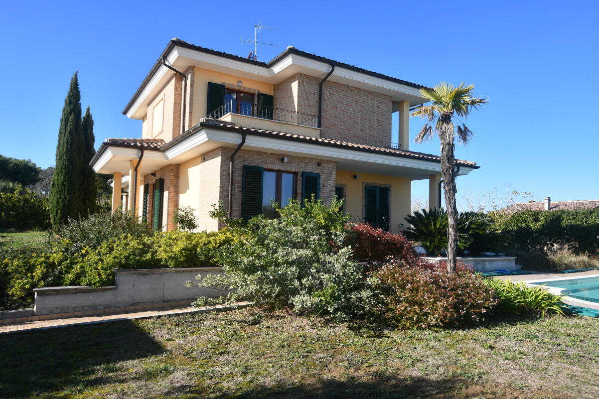 marche property