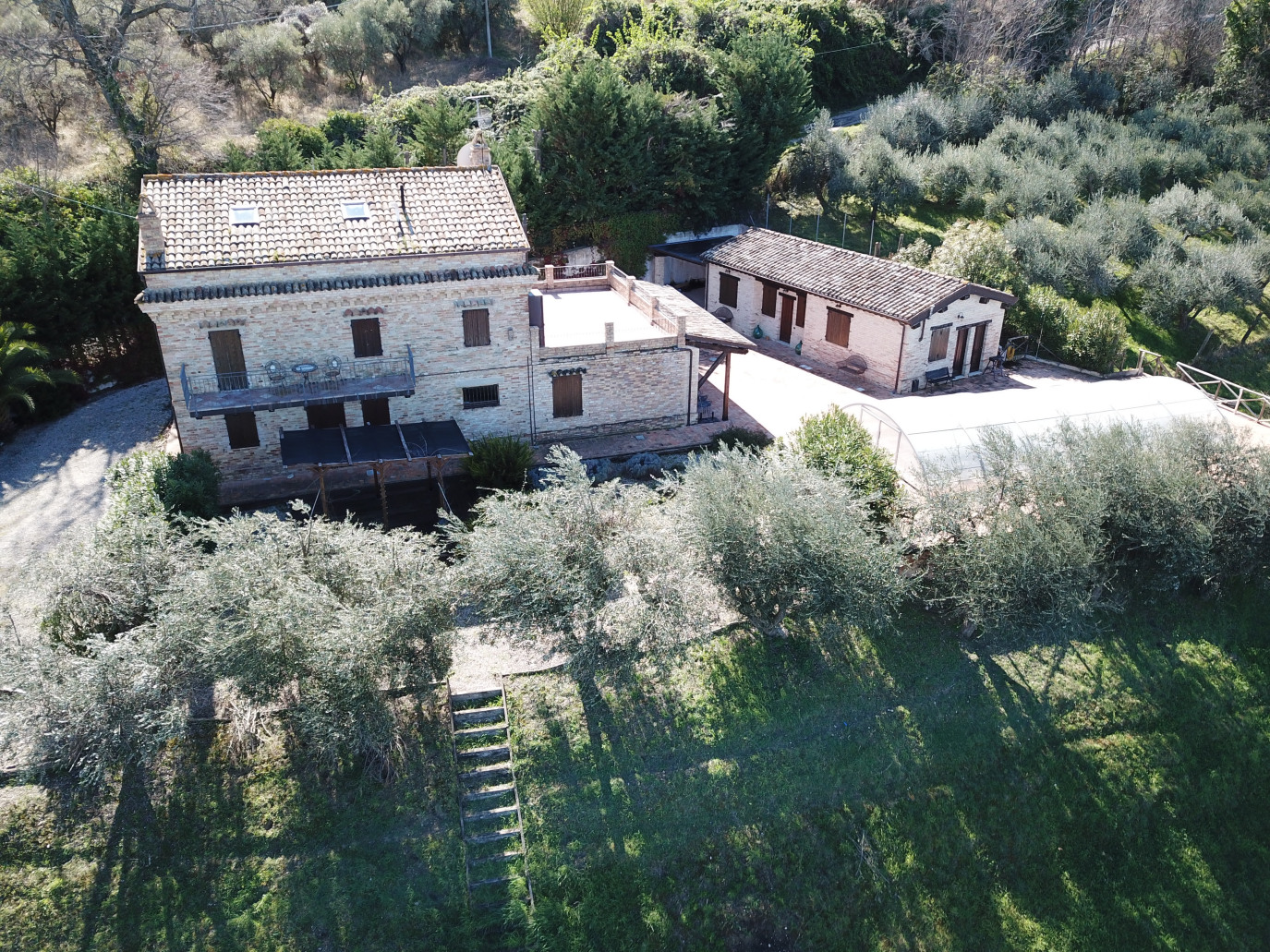 marche property for sale