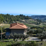 Country house with sea view in Le Marche