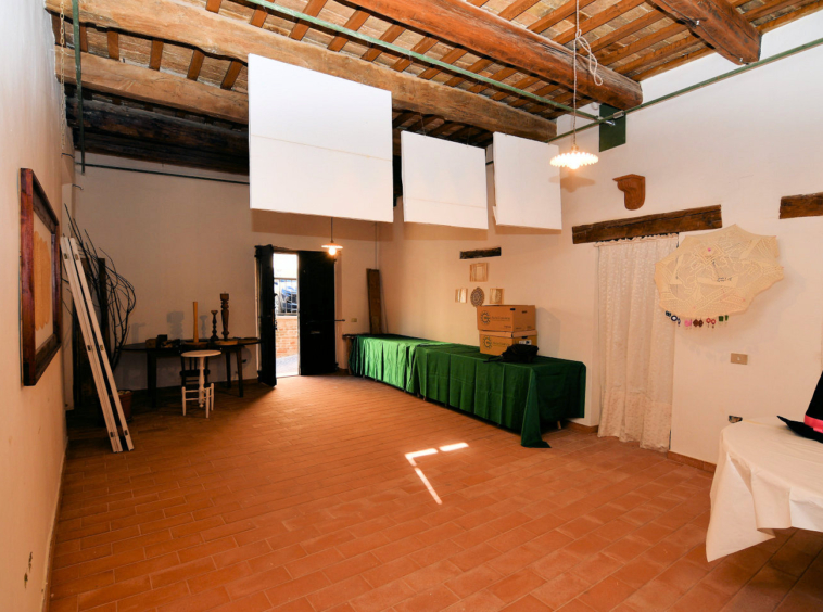 Town house in Montalto Marche