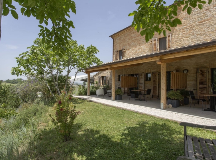 Agriturismo with camping in le marche