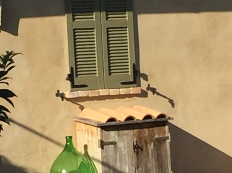 Country house with pool in Le Marche