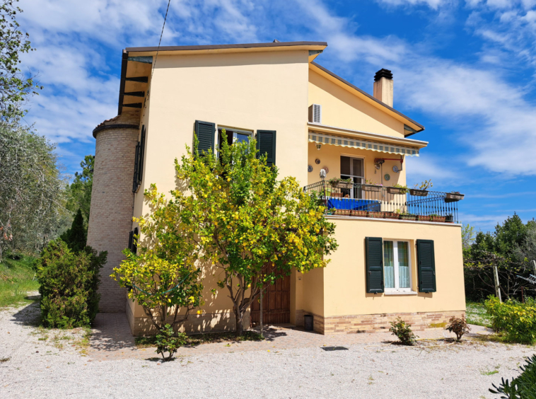 Country house in Le Marche