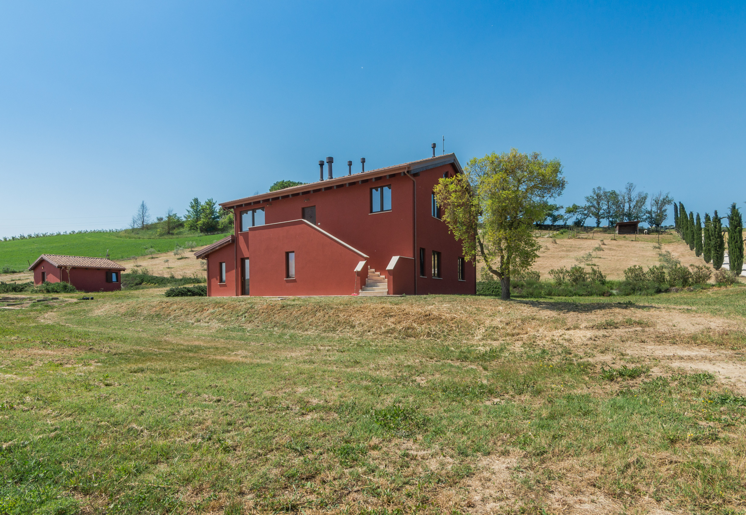 Country house with stables in Le Marche