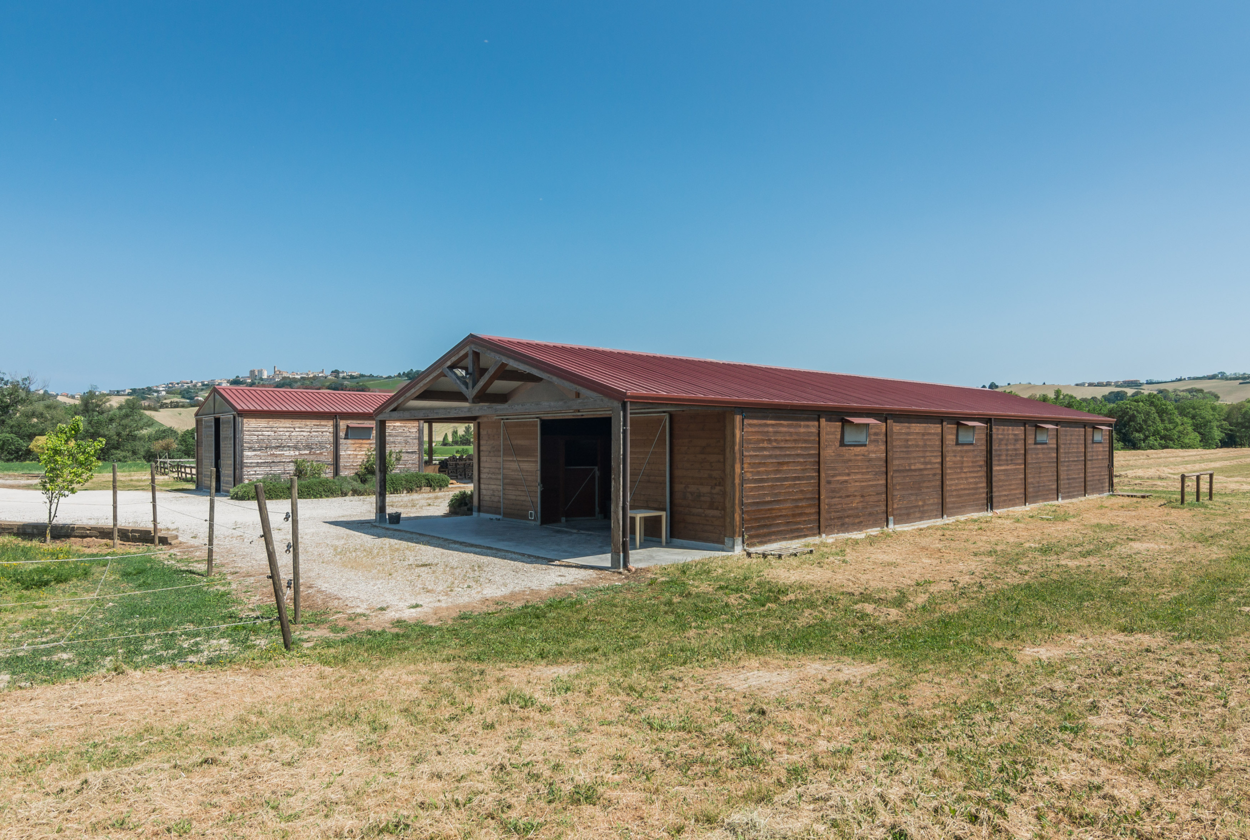 Country house with stables in Le Marche