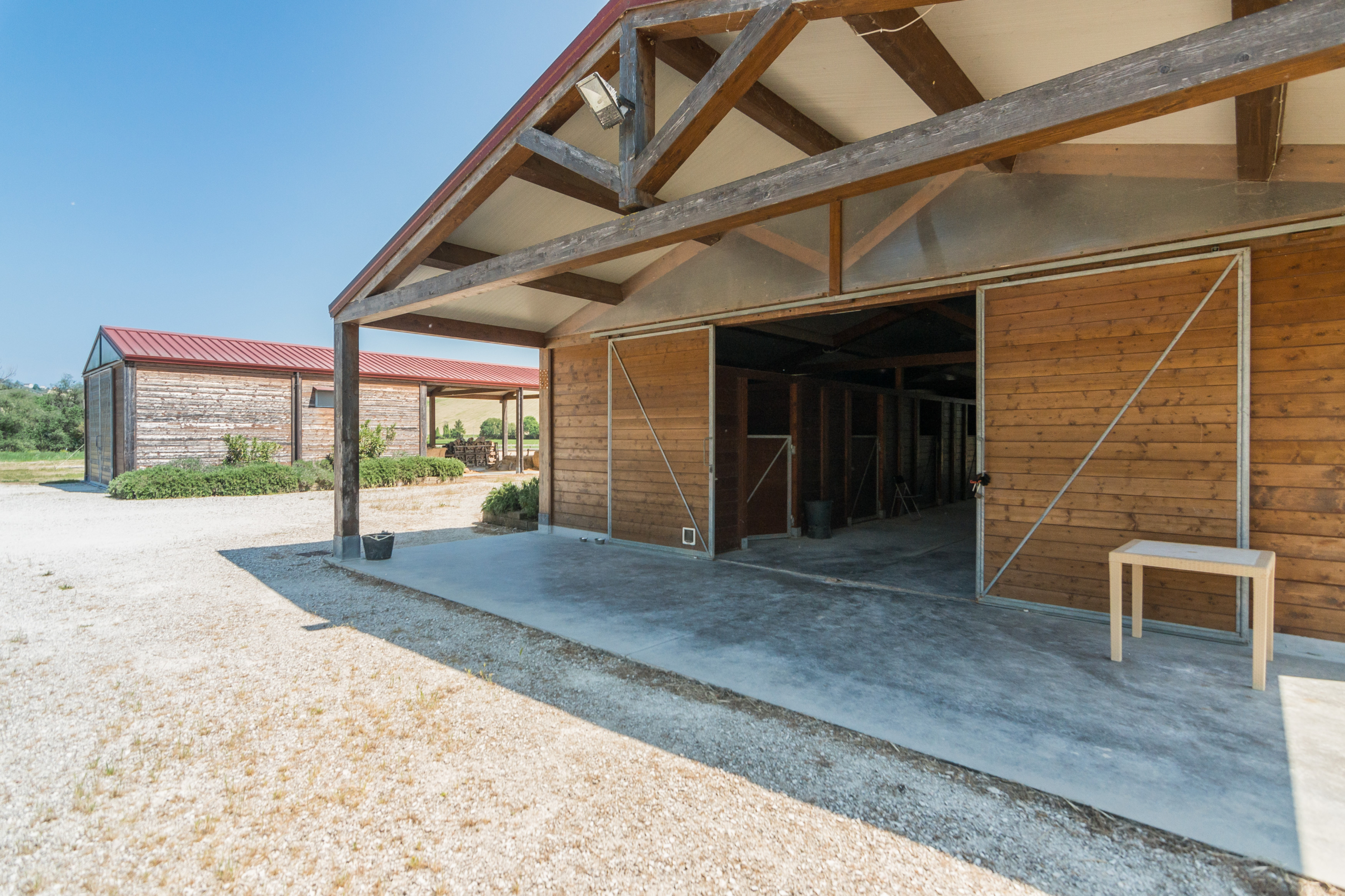 Country house with stables in Le Marche