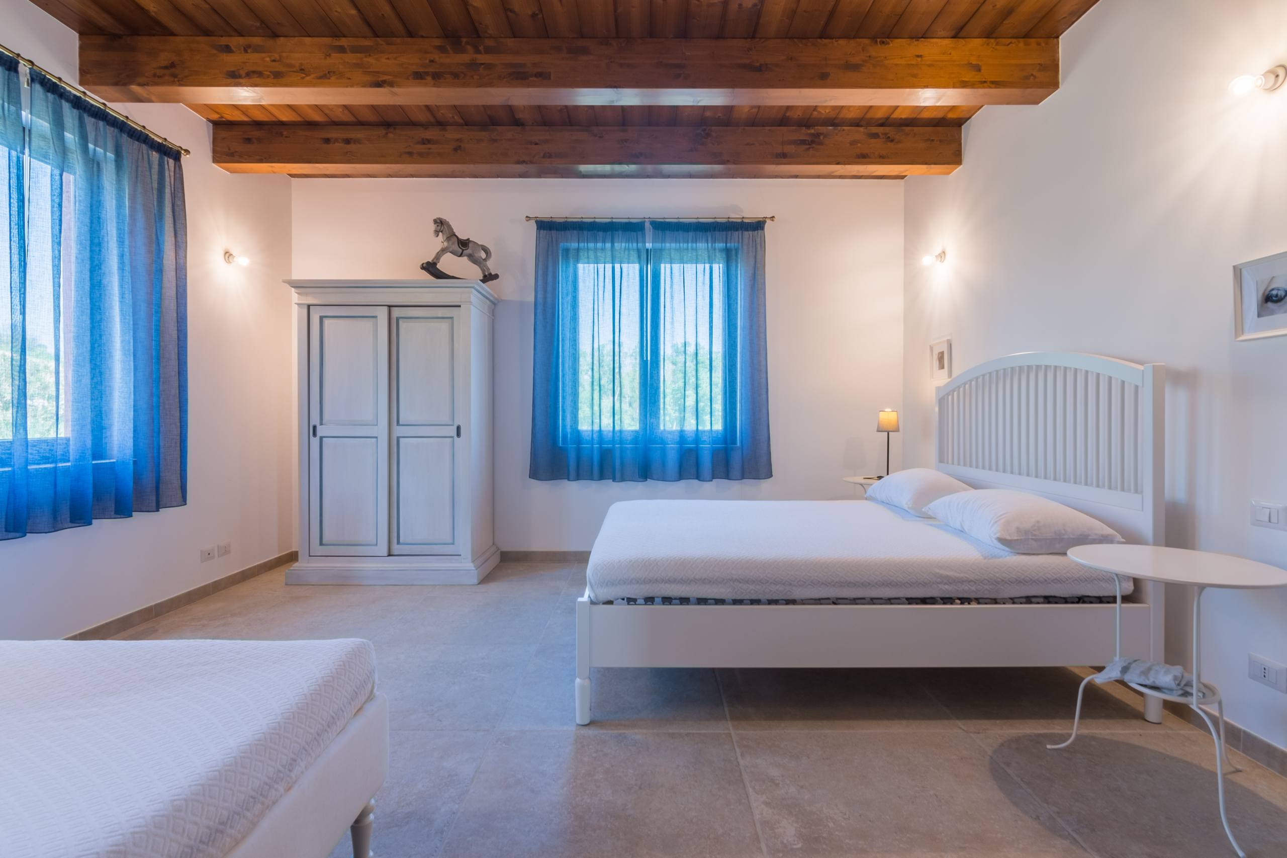 Country house with stables in Le Marche