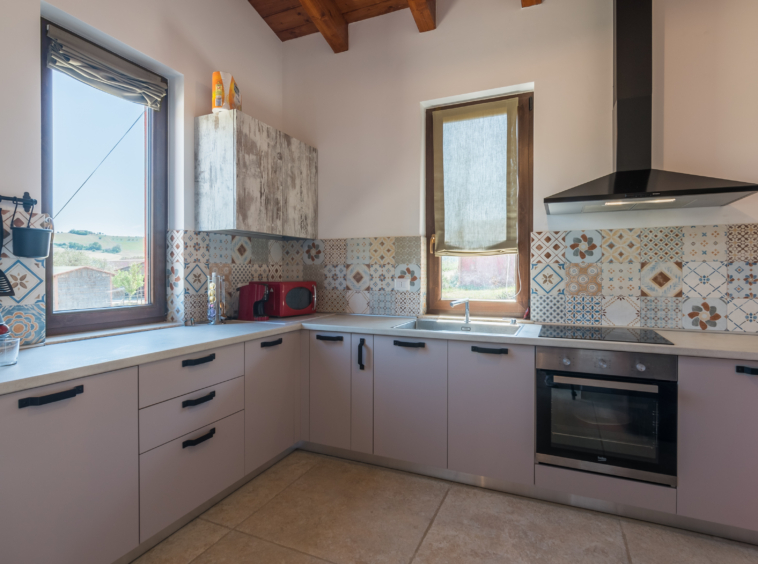 Country house with stables in Le Marche