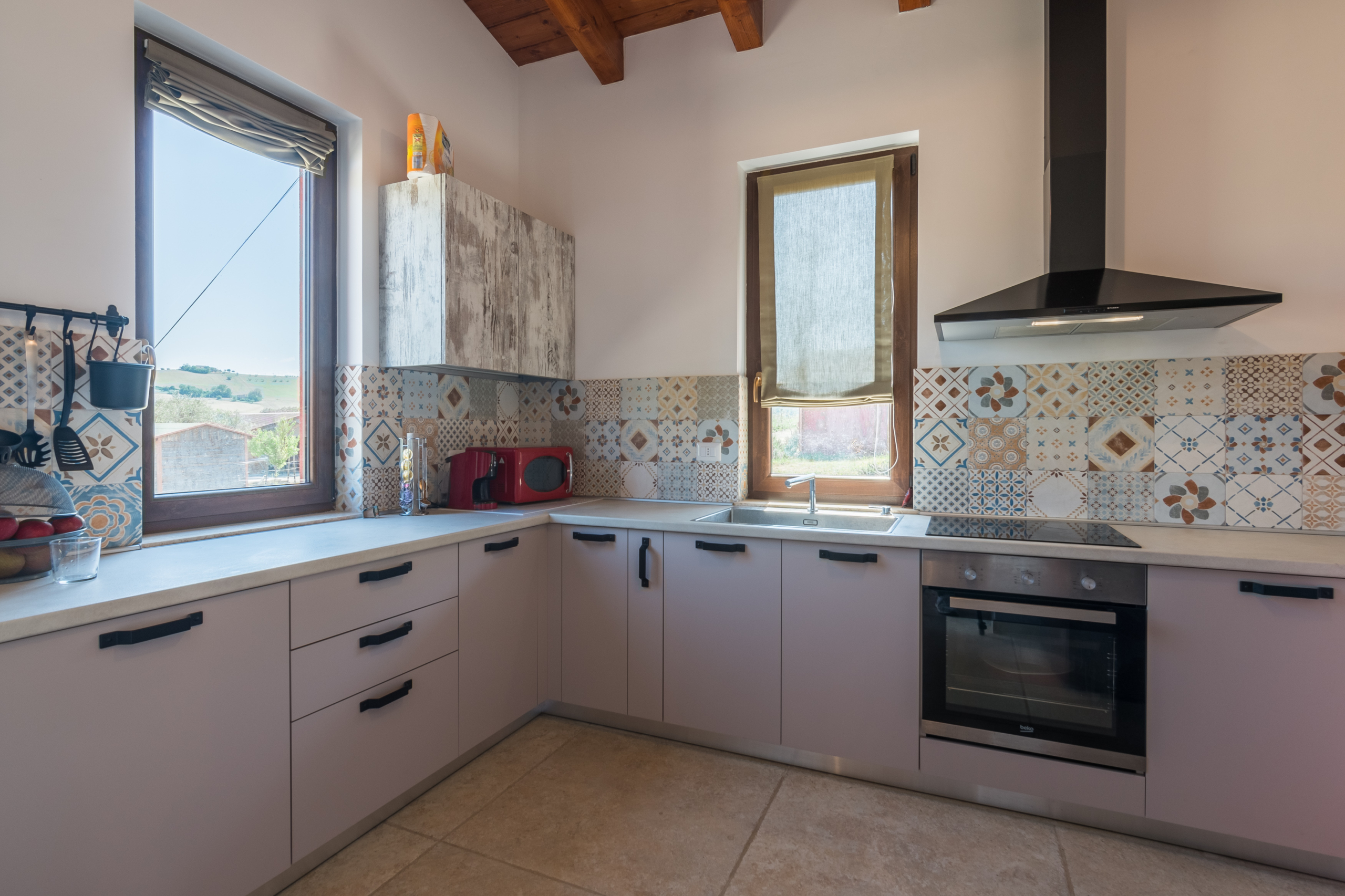 Country house with stables in Le Marche