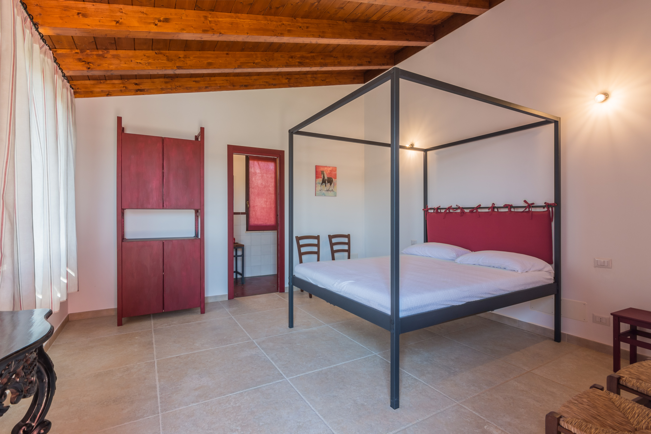 Country house with stables in Le Marche