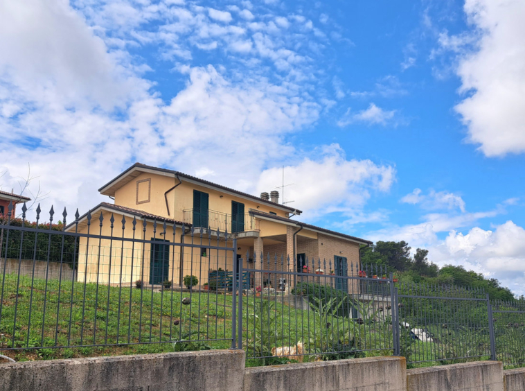 Villa with sea view in Le Marche