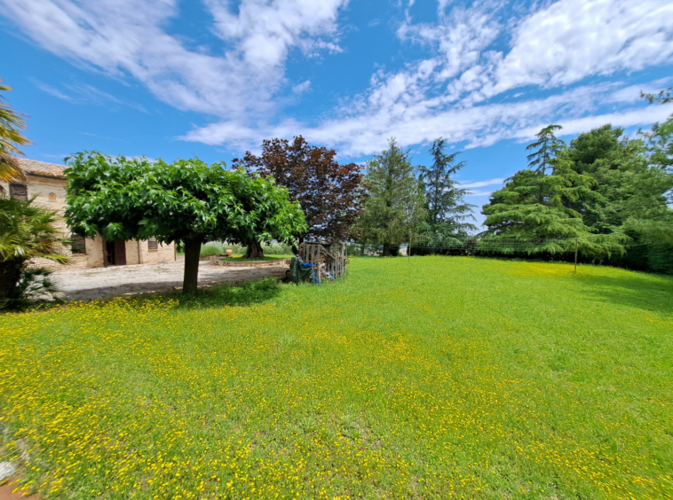 Stone Villa in Le Marche