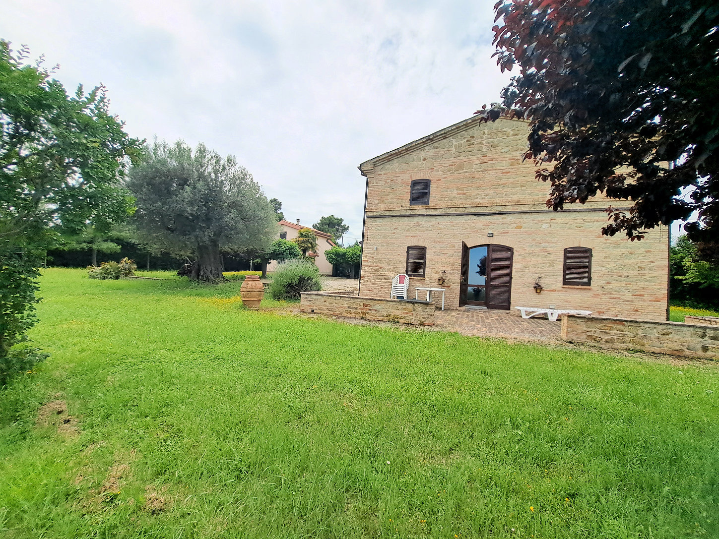 Stone Villa in Le Marche