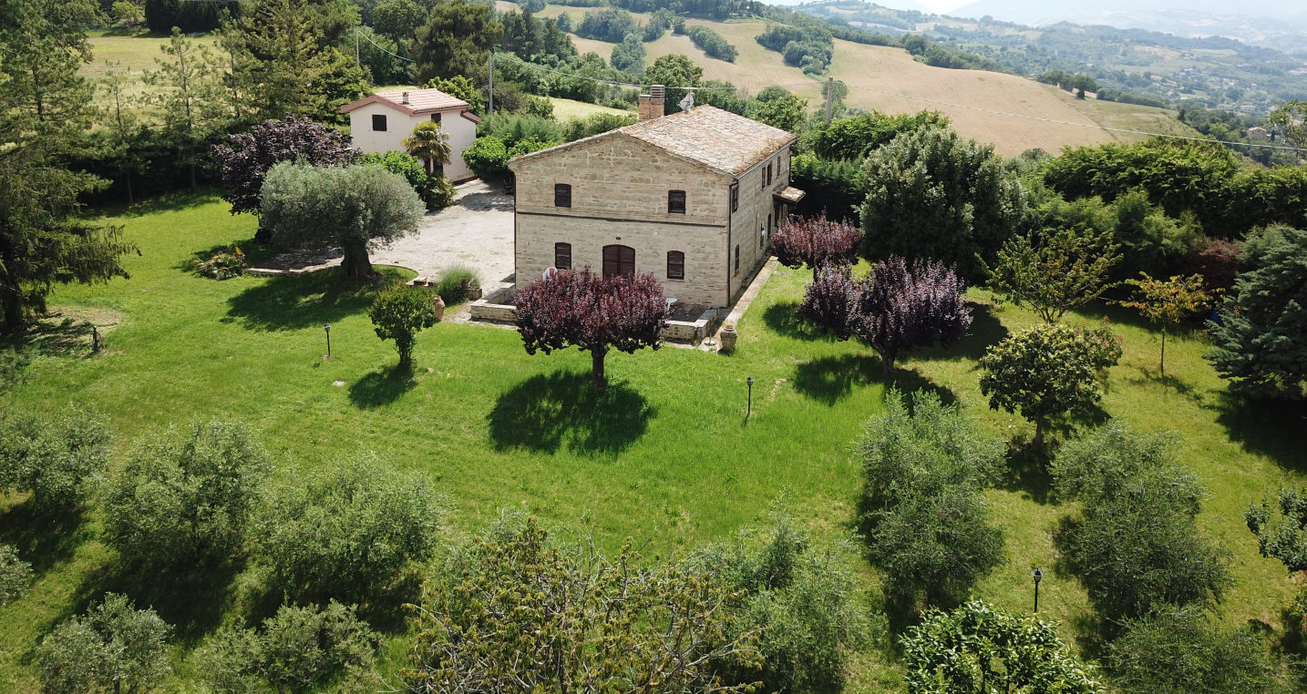 Stone Villa in Le Marche